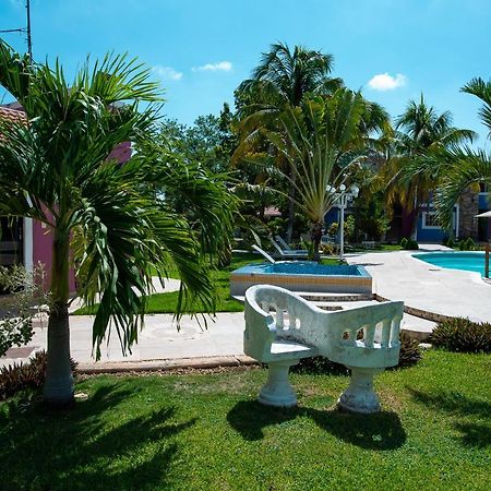 Hotel Suites Paraiso 梅里达 外观 照片