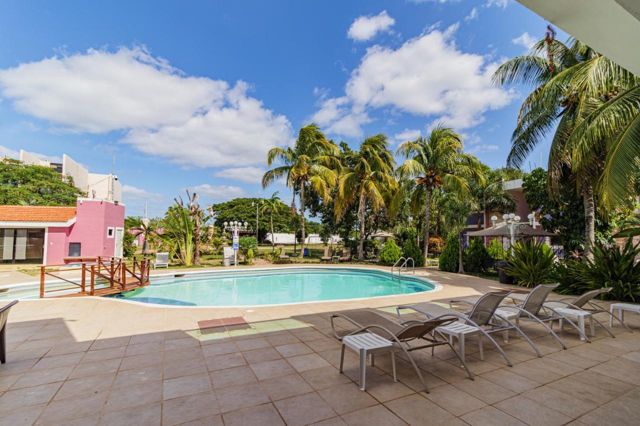 Hotel Suites Paraiso 梅里达 外观 照片